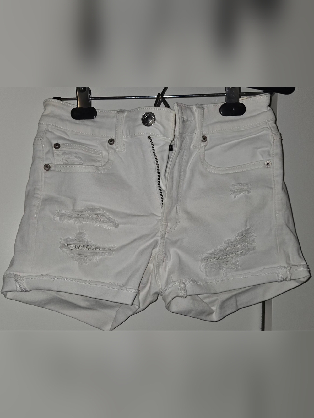 America Eagle Womens White Distressed Denim Shorts